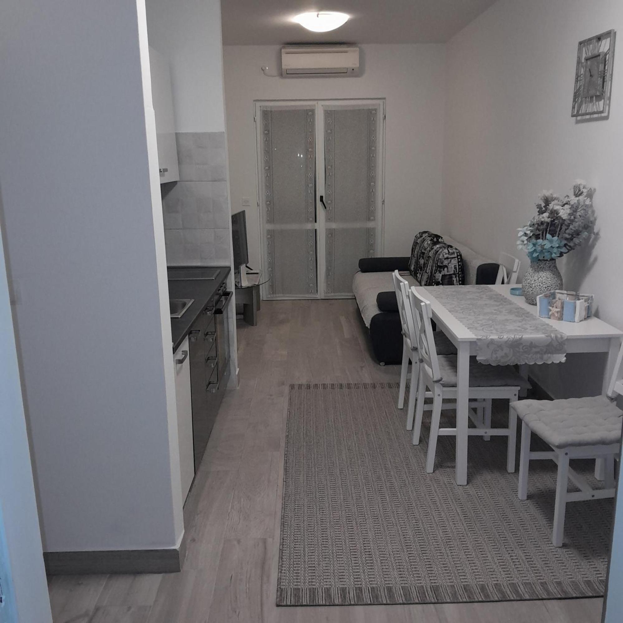 Diana Appartement Poreč Buitenkant foto